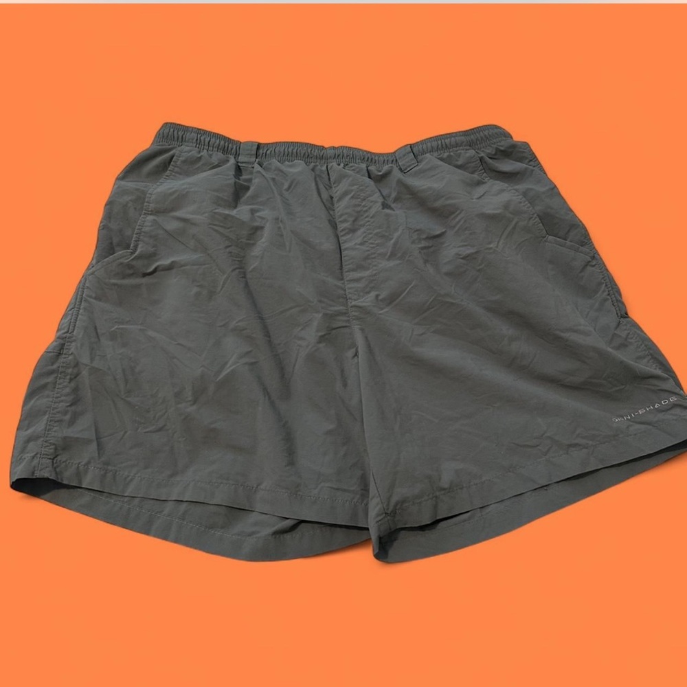 Columbia Gray Athletic Shorts Lightweight Performance